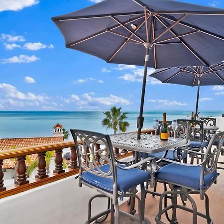 Gorgeous Oceanfront Villa With Panoramic Views アバロン エクステリア 写真