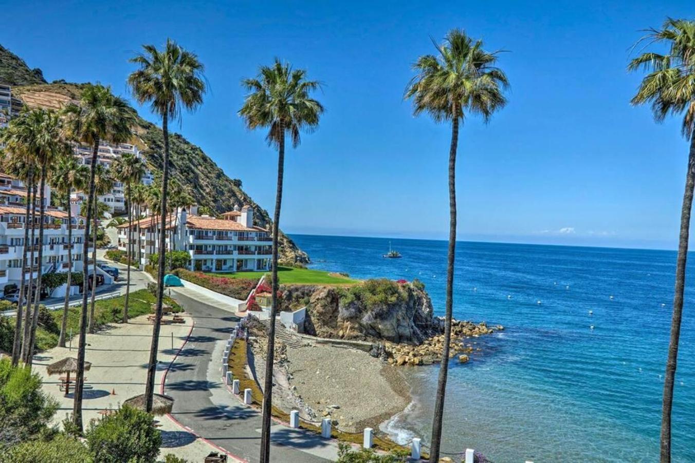 Gorgeous Oceanfront Villa With Panoramic Views アバロン エクステリア 写真