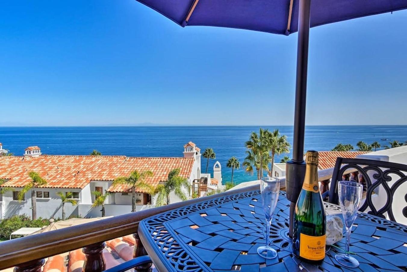 Gorgeous Oceanfront Villa With Panoramic Views アバロン エクステリア 写真