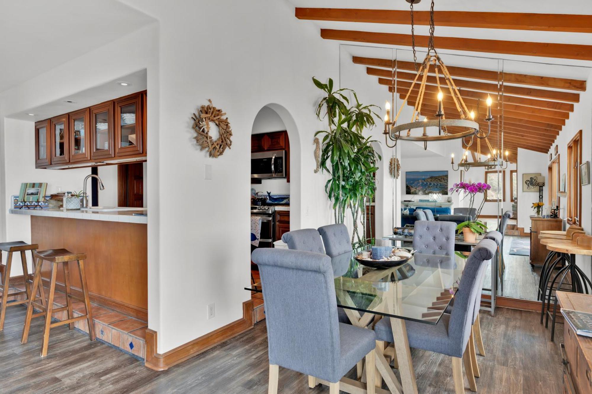 Gorgeous Oceanfront Villa With Panoramic Views アバロン エクステリア 写真
